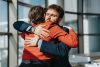 Job hugging: чому працівники тримаються за набридлу роботу Фото: Depositphotos