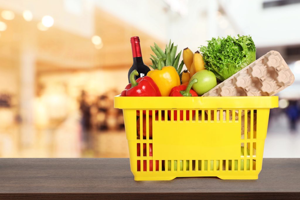 Ціни на продукти і ліки зростуть: прогноз Устенка до кінця 2026. Фото: Depositphotos