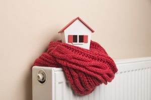 Платите за тепло, а вдома холодно? Як повернути гроші. Фото: Depositphotos